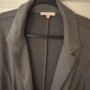 Skies are blue textured blazer